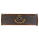 LOUIS VUITTON VINTAGEKOFFER Dieser traditionelle Alzer Vintagekoffer mit ikonischem Design ist ein