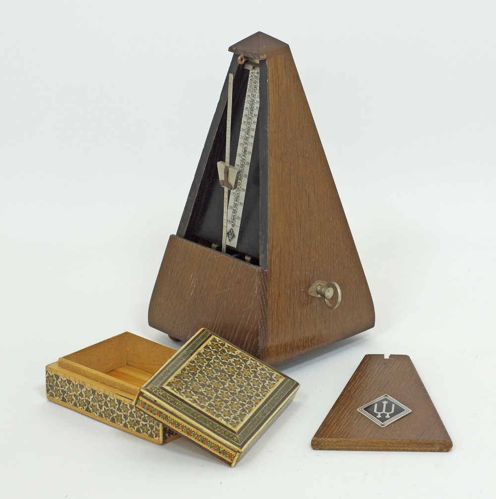 A Mechanical Metronome Wittner for Piano, Guitar, Drums, Bass, Track Tempo and Beat, Pyramid - Image 2 of 2