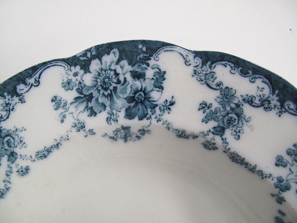 Collection of six English Bishop & Stonier BEXLEY pattern porcelain dinner plates - Image 7 of 7