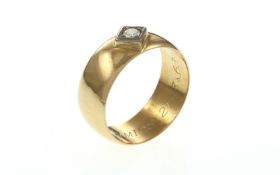 Ring 585/- 6.61 gr. Gelbgold und Weissgold mit Diamant 0.10 ct G/si Ringgroesse 58