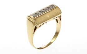 Ring 750/- 4.93 gr. Gelbgold und Weissgold mit Diamanten 0.10 ct F/vs. Ringgroesse 54