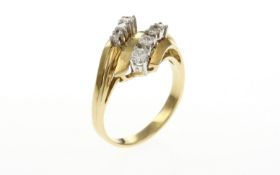 Ring 585/- 4.02 gr. Gelbgold und Weissgold mit Diamanten 0.35 ct Ringgroesse 54