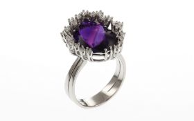 Ring 750/- 10.64 gr. Weissgold mit Diamanten 0.46 F/vs-si und Amethyst Ringgroesse 58