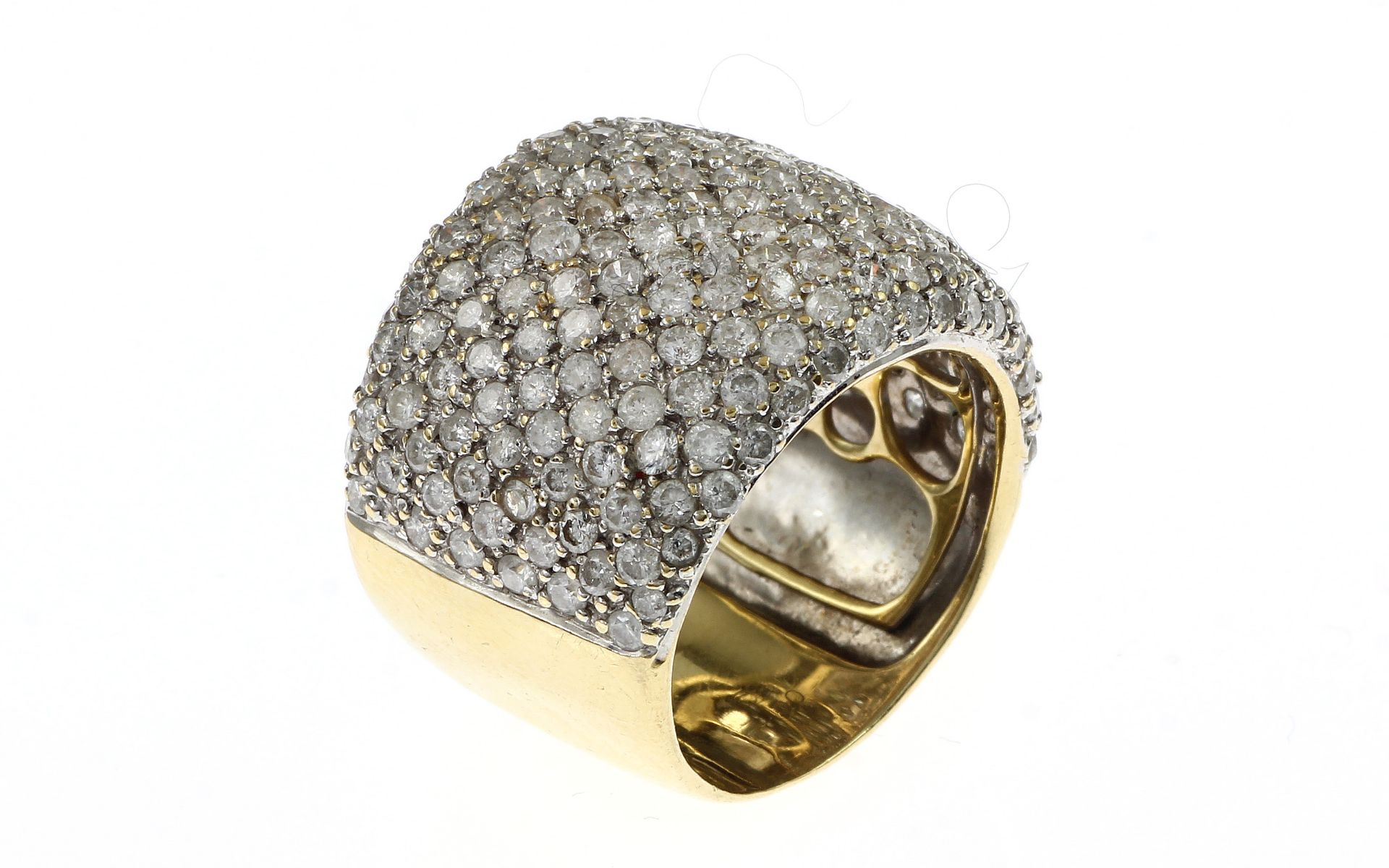 Ring 11.69g 750/- Gelbgold mit 200 Diamanten zus. ca. 6.00 ct. H/pi. Ringgroesse ca. 58