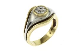 Ring 7.82g 750/- Gelbgold und Weissgold mit 7 Diamanten zus. ca. 0.14 ct.. Ringgroesse ca. 53