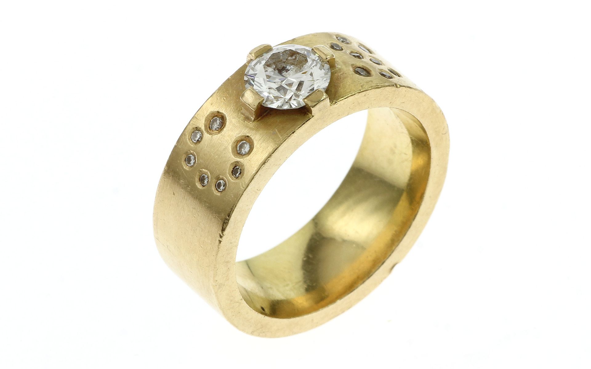 Ring 18.41g 750/- Gelbgold mit Diamant 1.01 ct. und 15 Diamanten zus. ca. 0.09 ct.. Ringgroesse ca. 