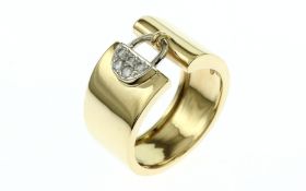 Ring 9.33g 750/- Gelbgold und Weissgold mit 5 Diamanten zus. ca. 0.15 ct. G/si. Ringgroesse ca. 56