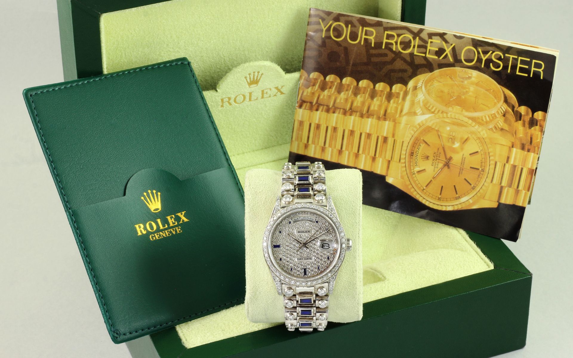 Rolex Day-Date Ref. 18239 Automatik 750/- Weissgold mit Diamanten und Saphire. mit Box und ohne Papi