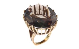 Ring 26.58g 585/- Gelbgold mit Rauchquarz. Ringgroesse ca. 55