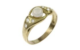 Ring 2.21g 333/- Gelbgold mit Zirkonia und Perle. Ringgroesse ca. 55