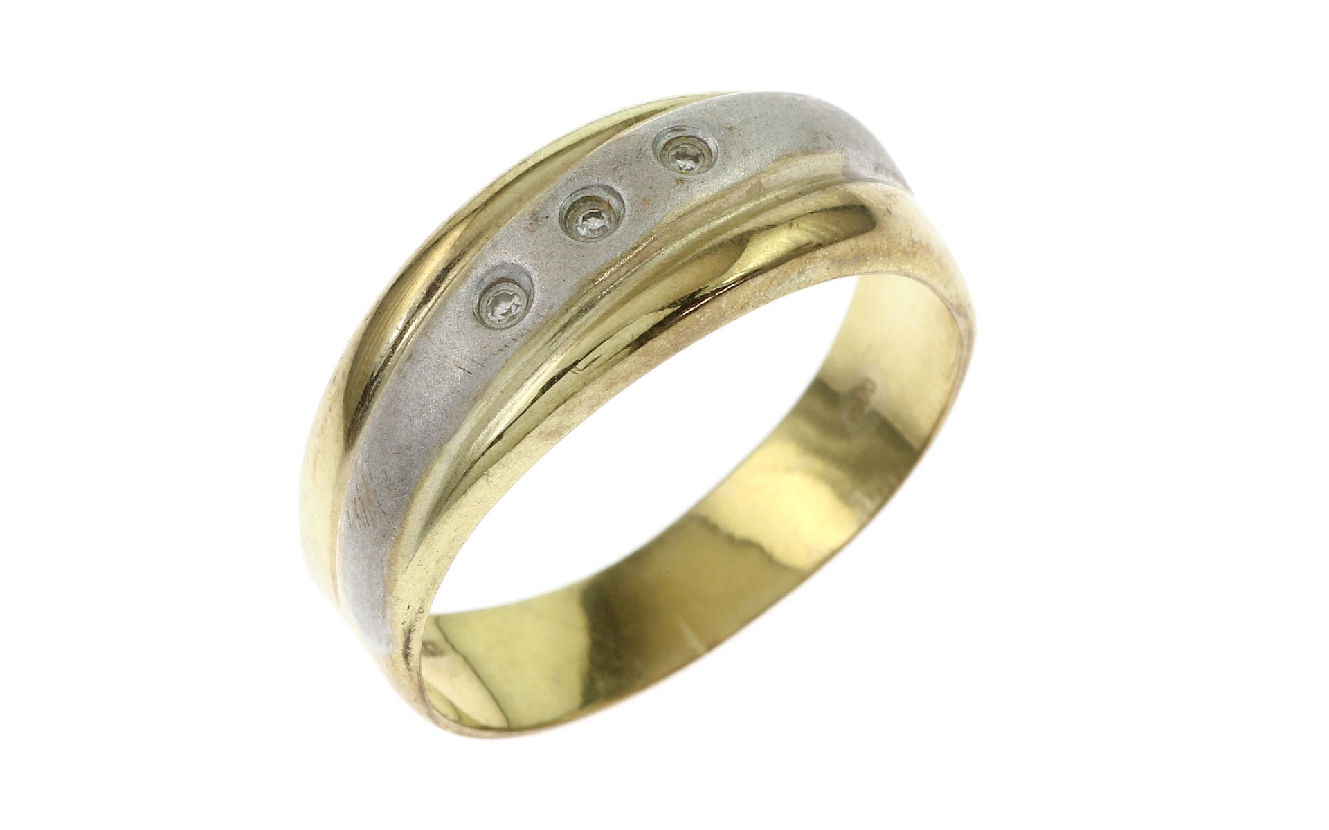 Ring 1.95g 333/- Gelbgold und Weissgold mit 3 Diamanten zus. ca. 0.03 ct.. Ringgroesse ca. 56