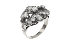 Ring 6.28g 750/- Weissgold mit 17 Diamanten zus. ca. 1.70 ct.. Ringgroesse ca. 55