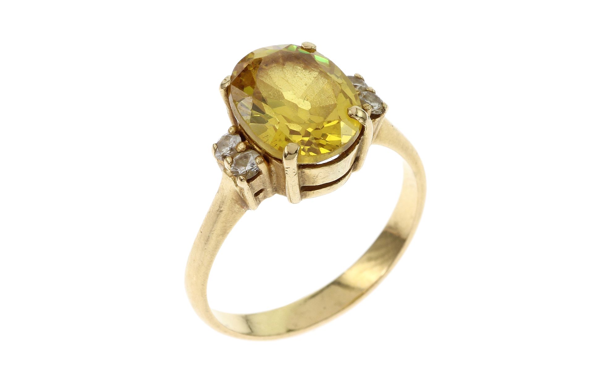 Ring 5.55g 750/- Gelbgold mit 4 Diamanten zus. ca. 0.08 ct. und Citrin. Ringgroesse ca. 54