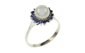 Ring 2.91g 585/- Weissgold mit Saphiren und Perle. Ringgroesse ca. 56