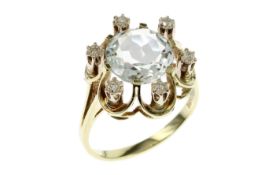 Ring 4.13g 585/- Gelbgold und Weissgold mit 6 Diamanten zus. ca. 0.12 ct. und Beryll. Ringgroesse ca