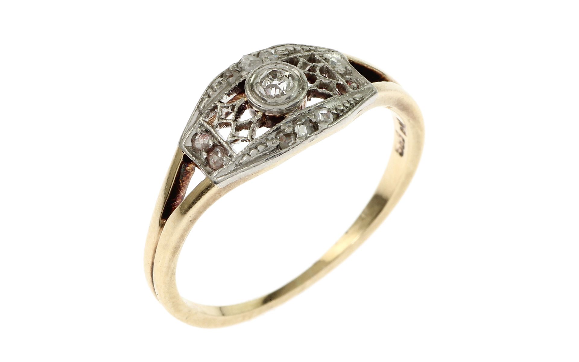 Ring 2.38g 585/- Gelbgold und Weissgold mit 10 Diamanten Rosenschliff. 1 Diamant fehlt. Ringgroesse 