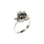 Ring 3.58 gr. 585/- Weissgold mit Diamanten 0.16 ct  und Saphiren  Ringgroesse 57