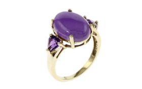 Ring 3.51g 375/- Gelbgold mit Amethysten. Ringgroesse ca. 54