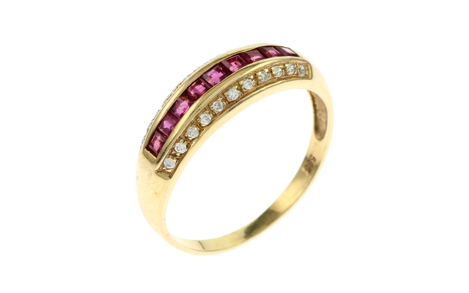 Ring 2.41g 585/- Gelbgold mit 22 Diamanten 0.22 ct. und Rubinen. Ringgroesse ca. 58