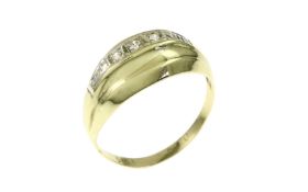 Ring 1.79g 585/- Gelbgold mit 3 Diamanten zus. ca. 0.03 ct.. Ringgroesse ca. 50