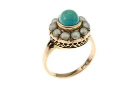 Ring 4.67g 585/- Rotgold mit Tuerkis und Perlen. Ringgroesse ca. 52