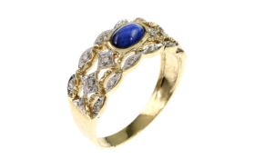 Ring 3.7g 750/- Gelbgold und Weissgold mit 18 Diamanten zus. ca. 0.18 ct. und Saphir. Ringgroesse ca