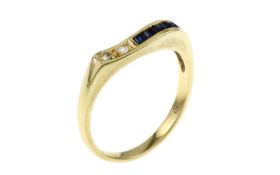 Ring 3.09 gr. 750/- Gelbgold mit Diamanten 0.04 ct  und Saphiren Ringgroesse 53