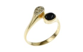 Ring 3.32g 585/- Gelbgold mit 5 Diamanten zus. ca. 0.05 ct. und Saphir. Ringgroesse ca. 56