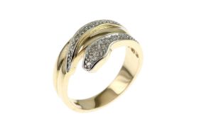 Ring 5.96g 585/- Gelbgold und Weissgold mit 17 Diamanten zus. ca. 0.17 ct.. Ringgroesse ca. 58