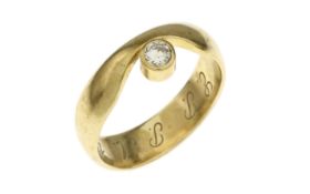 Ring 4.50 gr. 585/- Gelbgold mit Diamant 0.13 ct F/vs1 Ringgroesse 53