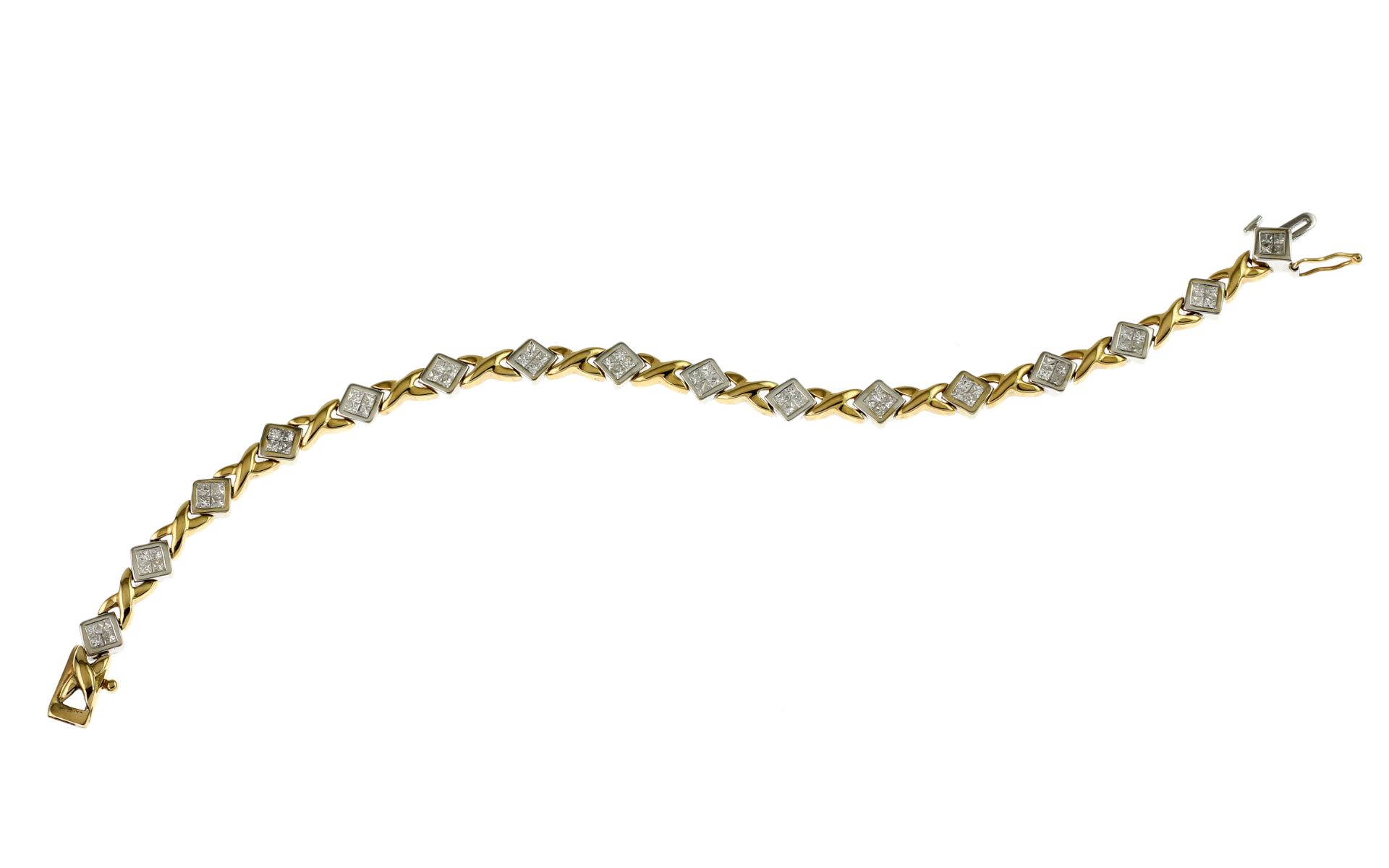 Armband 11.73 gr. 585/- Gelbgold und Weissgold mit 64 Diamanten zus. ca. 1.60 ct.. Laenge ca. 18 cm