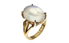 Ring 7.53 gr. 916/- Gelbgold mit Mondstein Ringgroesse 55