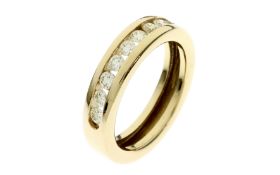 Ring 6.05 gr. 585/- Gelbgold mit 9 Diamanten 0.70 ct. H/vs Ringgroesse 56