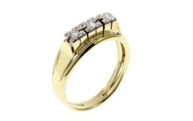 Ring 4.12g 585/- Gelbgold und Weissgold mit 3 Diamanten zus. ca. 0.12 ct. F/vs. Ringgroesse ca. 53