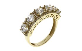 Ring 4.27g 585/- Gelbgold mit Zirkonia. Ringgroesse ca. 58