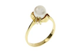 Ring 4.11g 585/- Gelbgold mit Suesswasser-Zuchtperle. Ringgroesse ca. 58