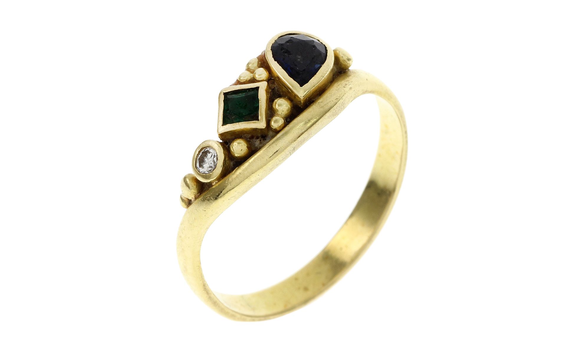 Ring 3.19g 750/- Gelbgold mit Diamant ca. 0.03 ct.. Smaragd und Saphir. Ringgroesse ca. 54