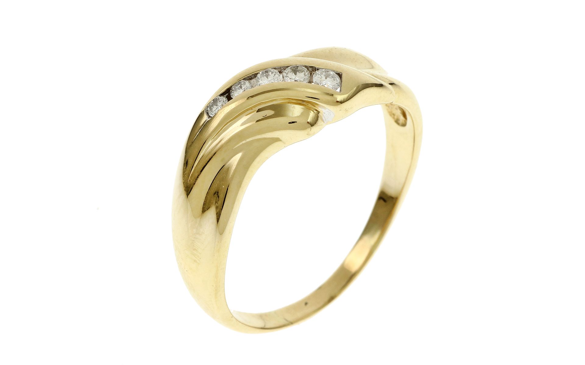Ring 4.36g 750/- Gelbgold mit 5 Diamanten zus. ca. 0.11 ct.. Ringgroesse ca. 60