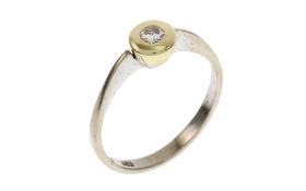 Ring 1.86g 585/- Gelbgold und Weissgold mit Diamant ca. 0.08 ct.. Ringgroesse ca. 50