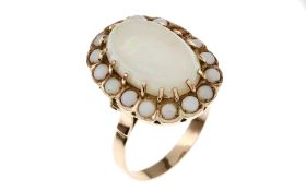 Ring 5.16g 585/- Rotgold mit Opalen. Ringgroesse ca. 58. 1 Opal fehlt