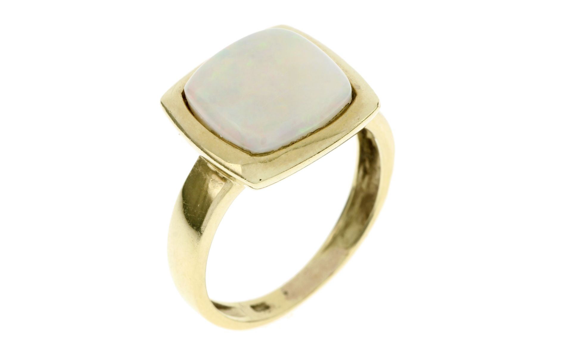 Ring 4.26g 585/- Gelbgold mit Opal. Ringgroesse ca. 50