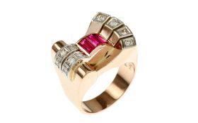 Ring 8.5g 750/- Gelbgold und Weissgold mit 10 Diamanten zus. ca. 0.24 ct. und Rubinen. Ringgroesse c
