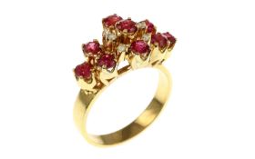 Ring 5.61g 585/- Gelbgold mit 6 Diamanten zus. ca. 0.09 ct. und Rubinen. Ringgroesse ca. 53