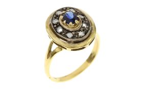 Ring 3.59g 750/- Gelbgold und Weissgold mit Diamanten und Saphir. Ringgroesse ca. 51