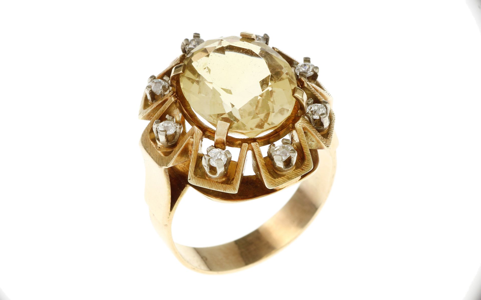 Ring 7.49g 585/- Gelbgold mit 8 Diamanten zus. ca. 0.24 ct. und Citrin. Ringgroesse ca. 55
