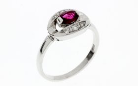 Ring 3.44g 585/- Weissgold mit Rubin und 6 Diamanten zus. 0.09 ct.. Ringgroesse ca. 57