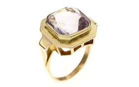 Ring 6.47g 585/- Gelbgold mit Amethyst. Ringgroesse ca. 54