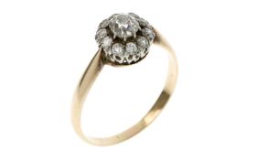 Ring 2.25g 585/- Gelbgold und Weissgold mit 11 Diamanten zus. ca. 0.60 ct.. Ringgroesse ca. 56