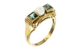 Ring 2.86g 333/- Gelbgold mit Turmalinen und Perle. Ringgroesse ca. 55