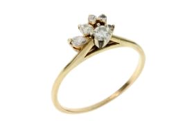 Ring 1.79g 585/- Gelbgold mit 6 Diamanten zus. ca. 0.31 ct.. Ringgroesse ca. 56